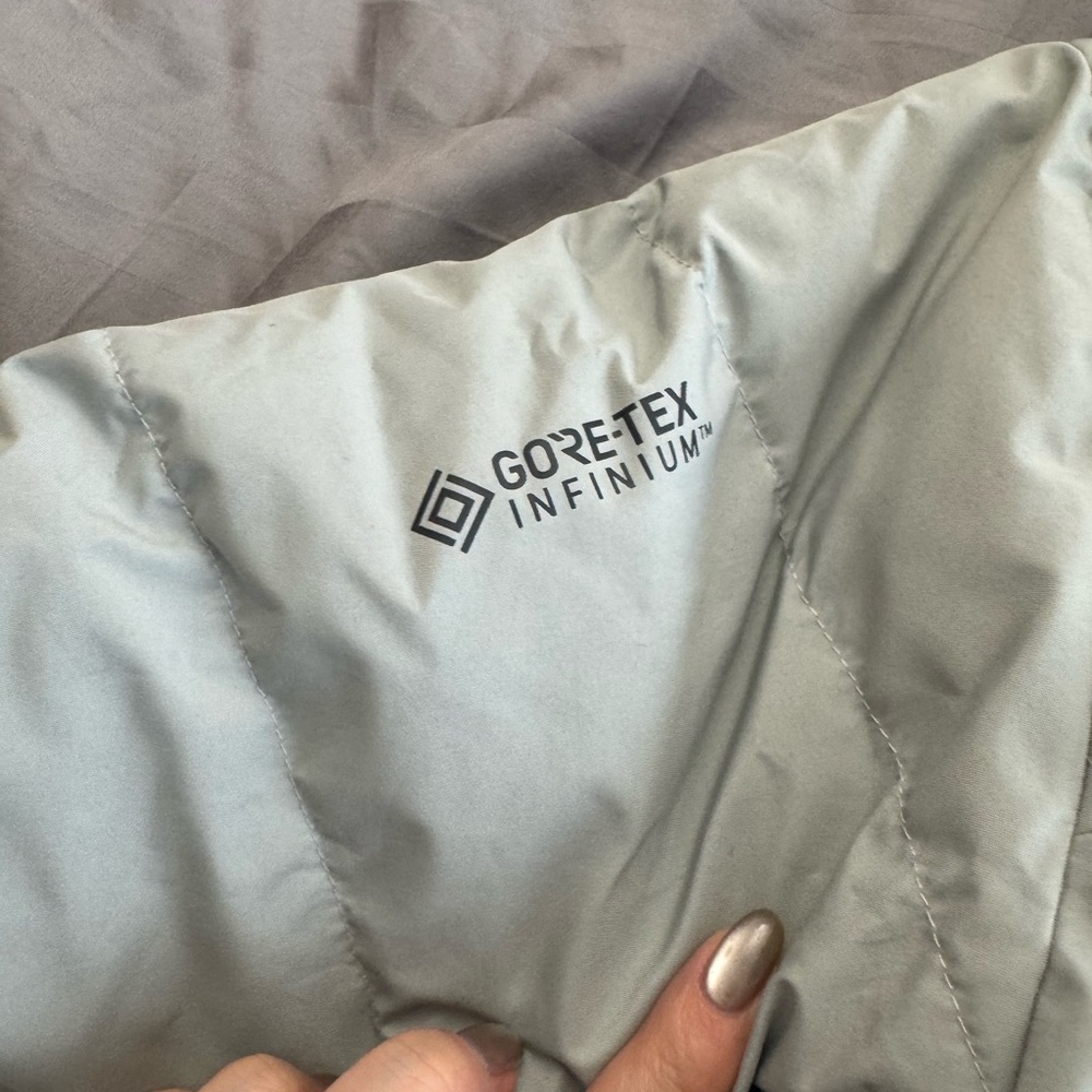 Goretex Ski Down Jacket From Mountain Hardwear - image 3